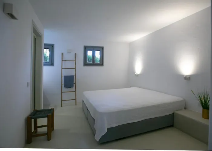 Seafront Stoa In Dryos * Drios