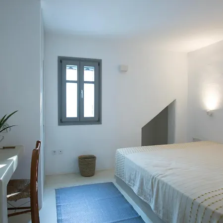 Seafront Stoa In Dryos Villa