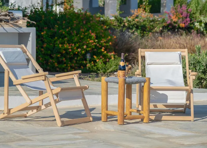 Seafront Stoa In Dryos